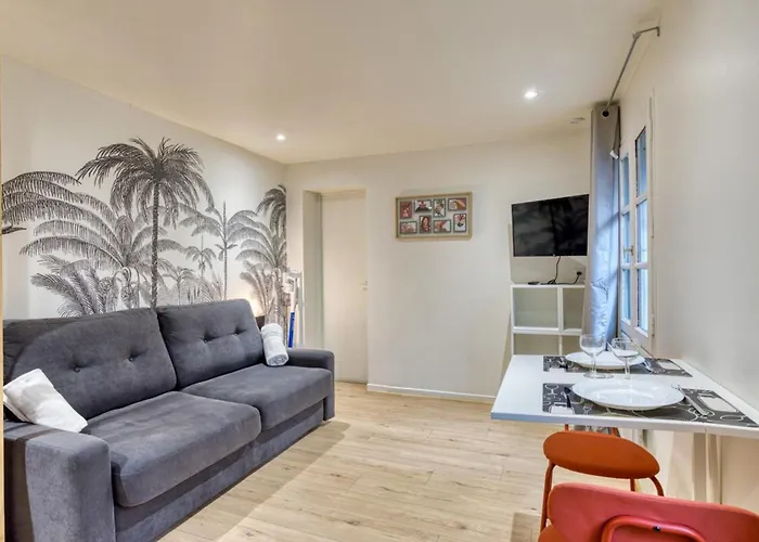 Antoine Joli Gare De !